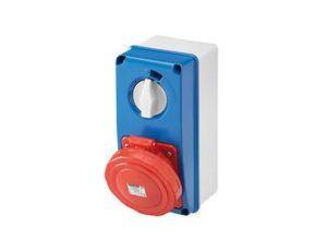 Gniazdo stałe 4P 16A 500V czarne z rozłącznikiem 7h IP66 GW66210