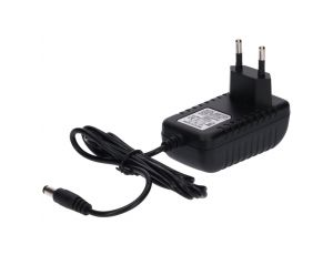 Zasilacz led gniazdkowy 12V 18W 5.5/2.1 czarny