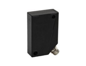 Czujnik indukcyjny 40x26x12mm zabudowany Sn 2mm 10-30V DC PNP NC złącze M8 IP67 IB260270