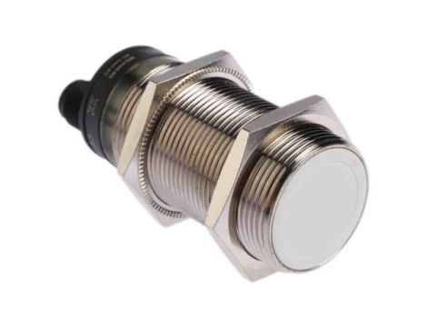 Czujnik pojemnościowy PNP 10 mm cylindryczny M30 x 1,5 200 mA 10→ 30 V DC IP67