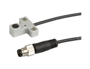 Czujnik indukcyjny 9,5x24x23mm zabudowany Sn: 2mm 10-30V DC PNP NO złącze kablowe M8 3pin 0,3m IB98E314