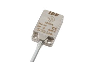 Czujnik indukcyjny 8x32x20mm zabudowany Sn: 7mm 10-30V DC PNP NO złącze kablowe M8 3pin 0,2m IC210176