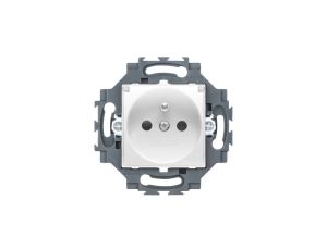 Gniazdo z klapką, z uziemieniem IP 40, 2P+E 16A z przesłonami styków, zaciski śrubowe, biały, Dahlia GW35213W