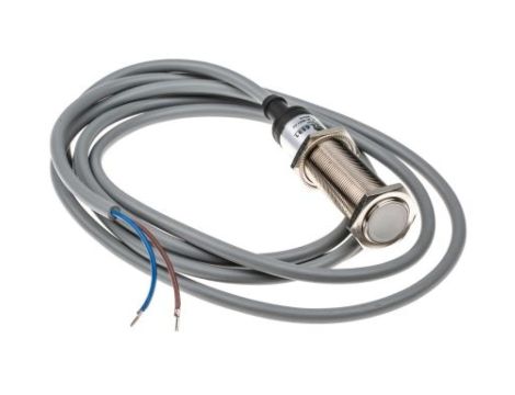 Czujnik pojemnościowy 5 mm cylindryczny M18 x 1 3 mA 20→ 250 V AC IP67