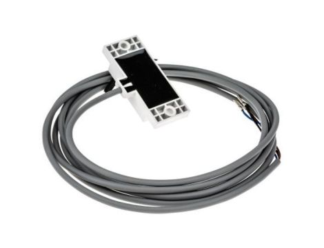 Czujnik pojemnościowy NPN 10 mm w obudowie prostokątnej 15 mA 10→ 30 V DC IP67