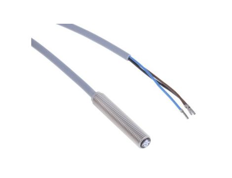 Czujnik indukcyjny PNP 1.5 mm cylindryczny M8 x 1 150 mA 10 → 30 V dc IP68 2kHz