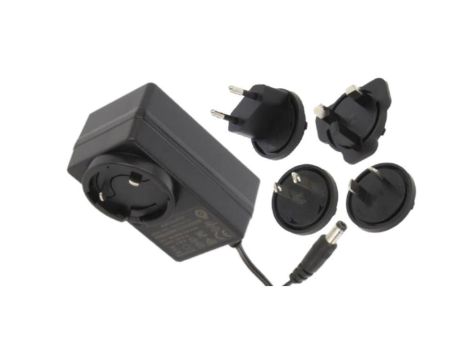 Zasilacz wielowtyczkowy 12V/2A/24W czarny wtyk AC EU/US/UK/AU wtyk DC:2.1/5.5(+)