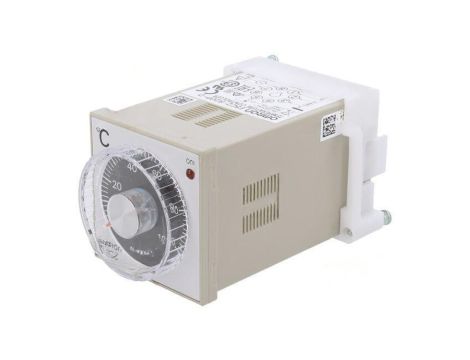 E5C2-R20PD0100-230 Moduł: regulator temperatura SPDT Regulacja WY1: ON-OFF