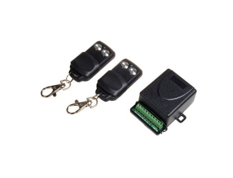 Sterownik radiowy 2 kanały 2 piloty do alarmu garażu Maclean MCE88 stały kod, częstotliwość 433,92Mhz wewnętrzny MCE88