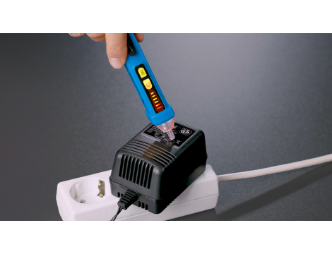 Tester napięcia bezkontaktowy PAN VOLTFINDER  z 3-stopniowym wskaźnikiem LED 12-1000 V AC latarka - 6