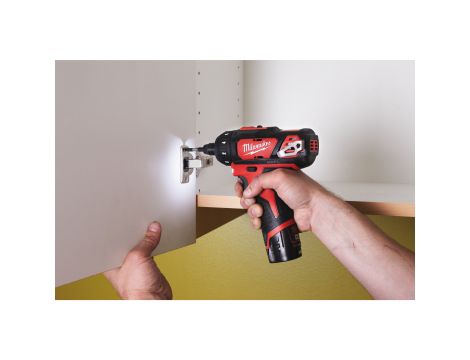 Milwaukee - M12BD-202C - SUBKOMPAKTOWA WKRĘTARKA - 4933441900 - 2