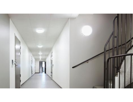 Oprawa z czujnikiem ruchu i zmierzchu RS PRO S20 SC IP65 15,7W LED HF Bluetooth Mesh 1209lm 3000K IP65 IK10 230V światło bazowe/ biała / aluminium /poliwęglan - 2