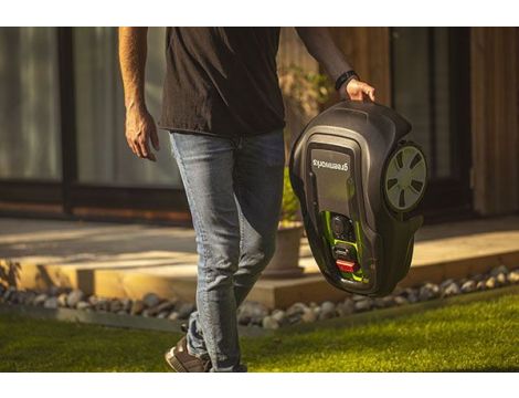 Robot koszący Greenworks Optimow 5 Bluetooth 550 m2 - 9