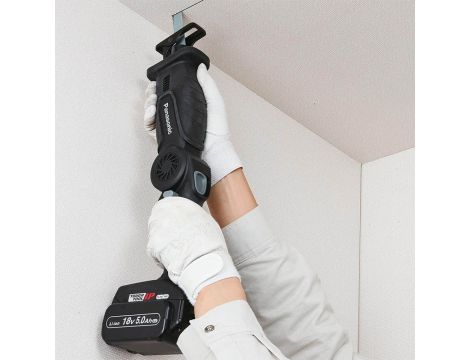 Przegubowa piła szablasta lisica 18V  Panasonic EY47A1LJ2G - w zestawie ładowarka i 2 x aku 18 V / 5,0 Ah