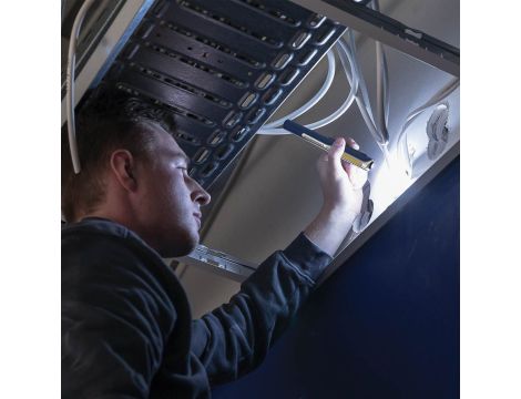 Akumulatorowa długopisowa lampa robocza LED 150 lm MAG PEN 3 03.5116 - 6