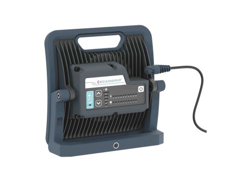 Wytrzymała akumulatorowo - sieciowa lampa robocza LED 6000 lm 37 W Scangrip NOVA 6 C+R forLIFE 03.6205 - 2