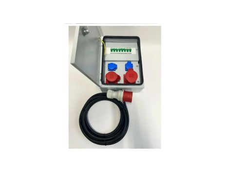 Metalowa rozdzielnica ścienna CEE 32A 16A 2x230V z bezpiecznikami Kabel 5m IP54 94V-7