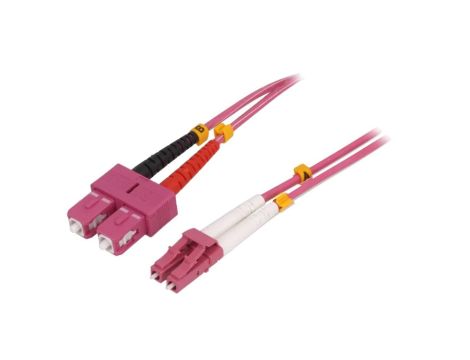 FP4LS00 Patch cord światłowodowy OM4 LC/UPC,SC/UPC 0,5m LSZH różowy