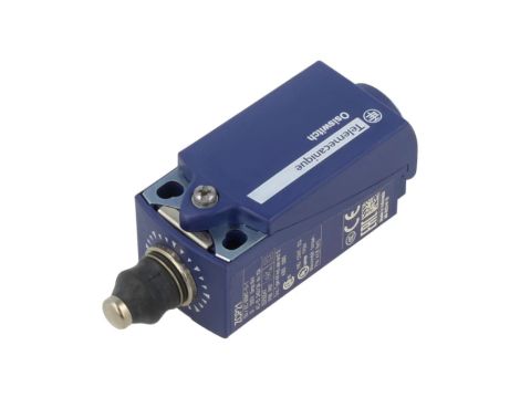 XCKP2111P16 Wyłącznik krańcowy trzpień Ø8mm z osłoną przeciwpyłową 10A