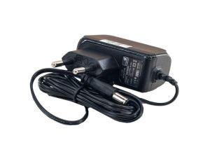 ER12W12V Zasilacz wtyczkowy 12W 12V/1A czarny MW POWER