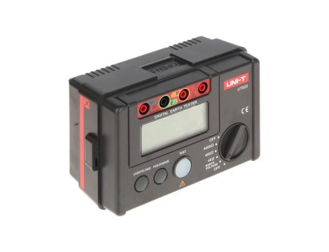 Miernik rezystancji uziemienia UT-522 UNI-T