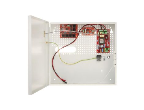 Zestaw buforowy do 5 kamer IP w obudowie switch PoE 5P+1UP