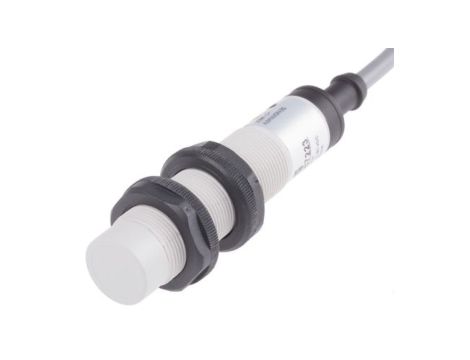 Czujnik pojemnościowy NPN 8 mm cylindryczny M18 x 1 200 mA 10 → 30 V DC IP67