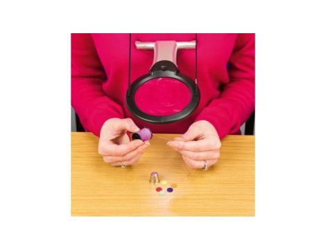 Szkło powiększające, powiększenie: 2