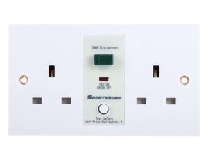 Gniazdo z wyłącznikiem różnicowoprądowym, 13A, BS 1363, BS 7288, l. ścieżek: 2, Pasywny, 30mA, Montaż wpuszczany, 230V