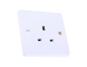 Gniazdo wtykowe Montaż wpuszczany kolor Biały W budynkach, 13A, IP20 230V ac