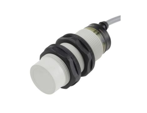 Czujnik pojemnościowy PNP 15 mm cylindryczny M30 x 1,5 200 mA 10 → 30 V DC IP67