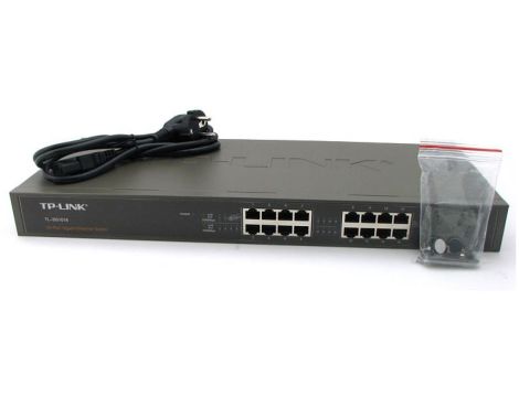 Switch TP-LINK TL-SG1016D (16x 10/100/1000Mbps)