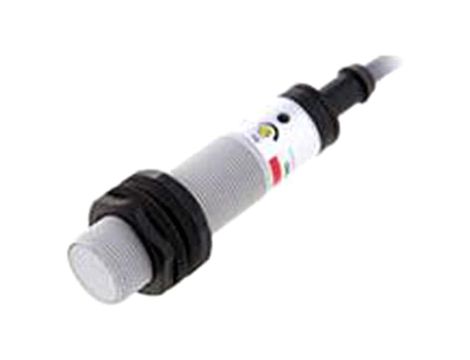 Czujnik pojemnościowy zasięg 0 - 5mm OUT PNP / NO Obudowa M18 CR18SCF05DPO