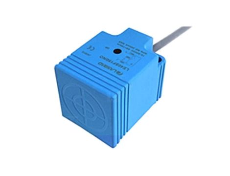 Czujnik indukcyjny 0 - 20mm NPN / NC Uzas 10 - 30V DC 200mA IP67 LE40SN20DNC