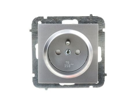 Sentia Gniazdo pojedyncze z/u 16A z przesłonami srebrny połysk 1434-56