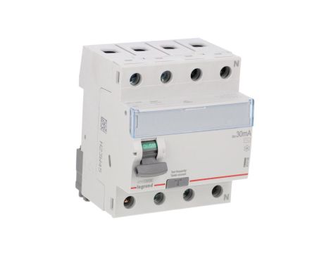 Wyłącznik różnicowoprądowy 4P 40A 0,03A typ AC P304 TX3 411708