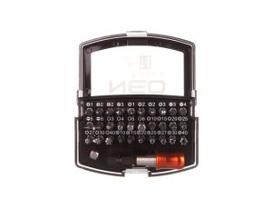 Końcówki wkrętakowe z uchwytem /zestaw 32szt./ 06-106