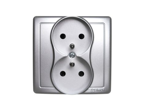 Simon Basic Gniazdo wtyczkowe podwójne z uziemieniem kompletne z przesłonami 16A 250V srebrny mat BMGZ2z/43