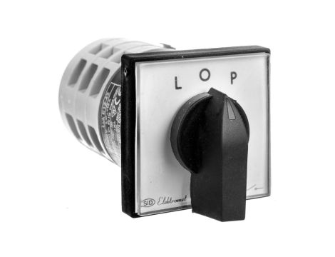 Łącznik krzywkowy L-0-P 3P 12A IP65 Łuk E12-42 z płytką 921202