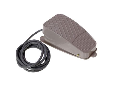 Przełącznik nożny pojedynczy mini z kablem 2m 10A nacisk 0,7kg PM1-2M