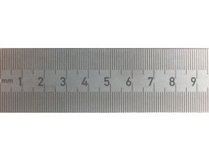 Liniał stalowy półsztywny nierdzewny 300 mm 16-203-28