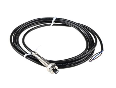 Czujnik indukcyjny NPN 2,5 mm cylindryczny M8 x 1 10 → 30 V DC IP67 4kHz