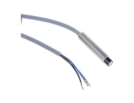 Czujnik indukcyjny PNP 4 mm cylindryczny M8 x 1 150 mA 10 → 30 V dc IP68 2kHz