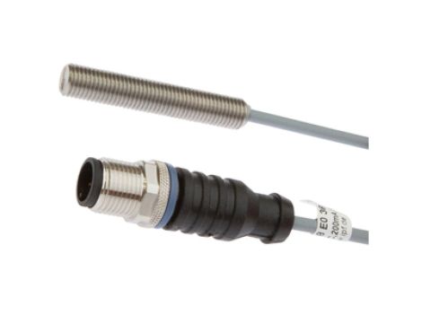 Czujnik indukcyjny w całości ze stali M8x1 dł: 45mm zabudowany Sn: 3 10-30 V DC PNP NO złącze kablowe M12 0,3 m PUR IC08E036