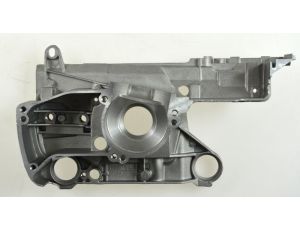 CZ.AW PIŁA OBUDOWA SILNIKA LEWA