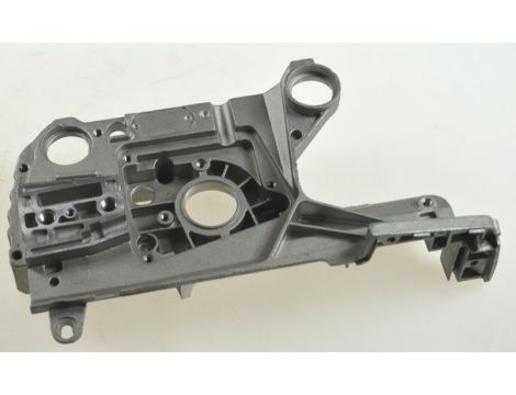 CZ.AW PIŁA OBUDOWA SILNIKA LEWA - 3