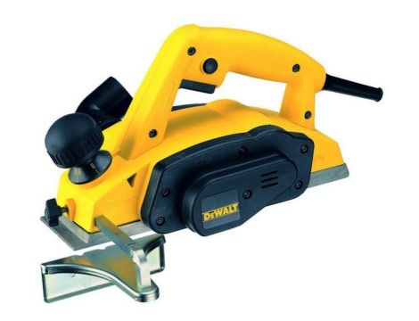 DEWALT STRUG 600W 82mm 0-1,5mm DW677