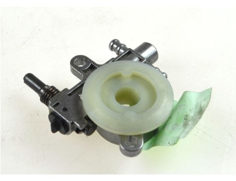 CZ.AW PIŁA POMPKA OLEJU CS250 - 2