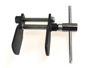 ŚCIĄGACZ DO TŁOCZKÓW HAMULCOWYCH /SILVER