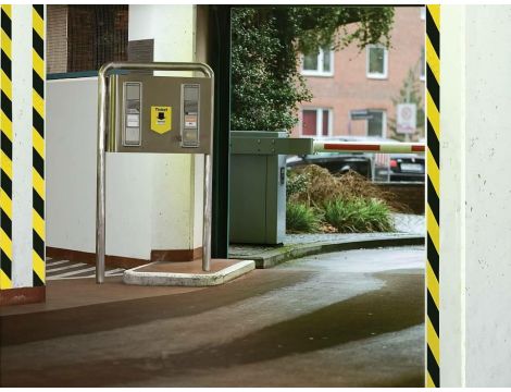 TESA TAŚMA SIGNAL BIAŁO-CZERWONA 66m 50mm